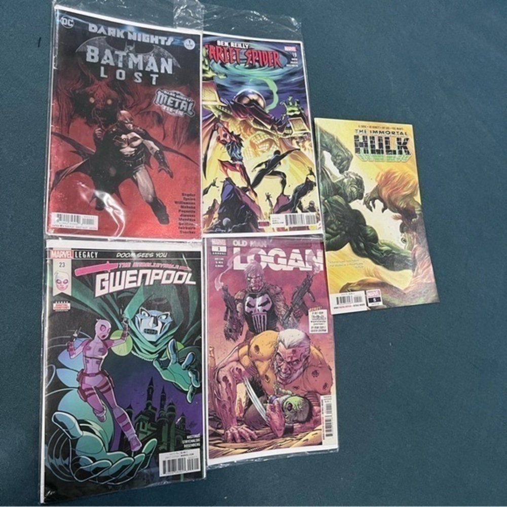 Vibrant Comic Book Set - Batman, Spider-Man, Hulk, Gwenpool, Logan